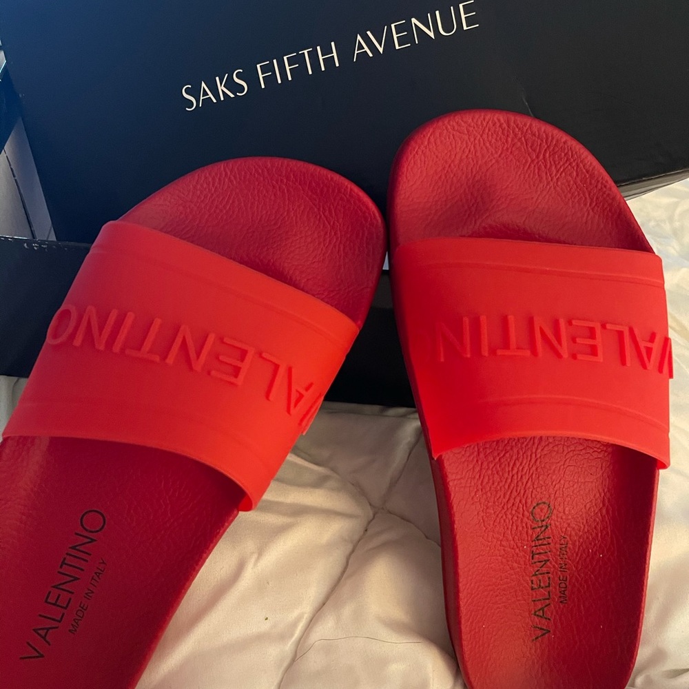 Authentic Valentino Slides Size 7